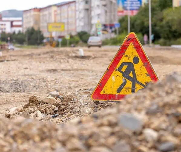 Roboty brukarskie Tychy – place, parkingi, drogi i posesje